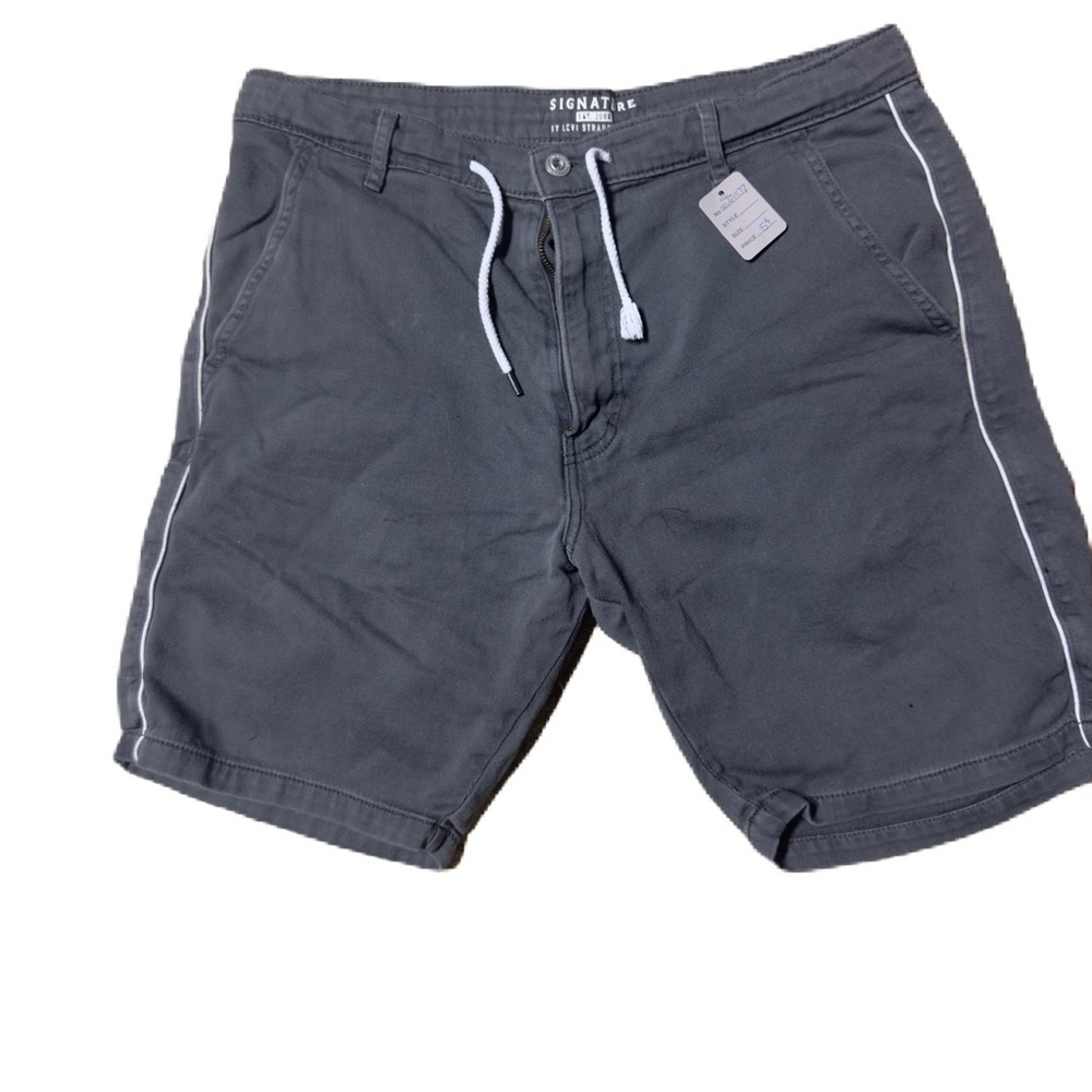 Signature by Levi Strauss & Co Men’s Shorts Size 34